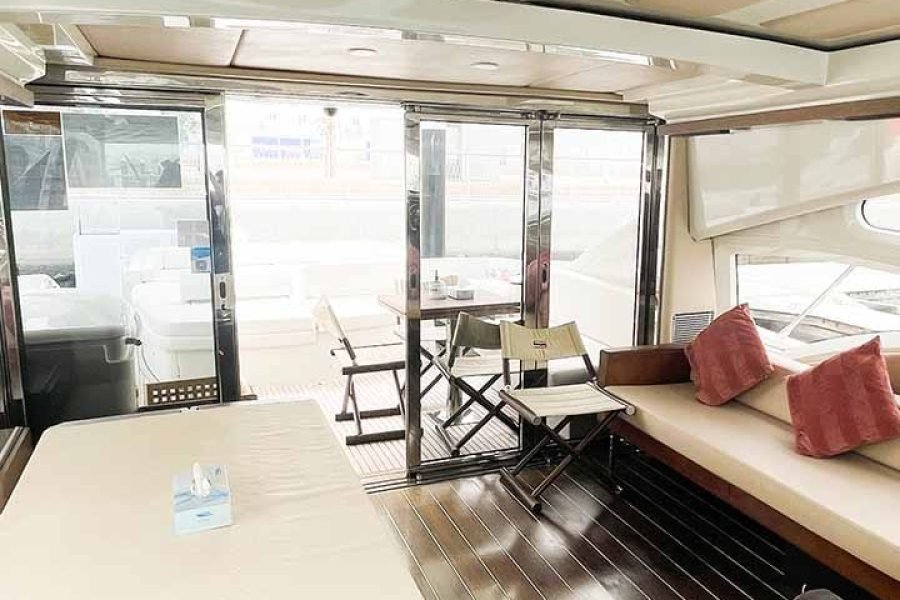 Yachts Sura